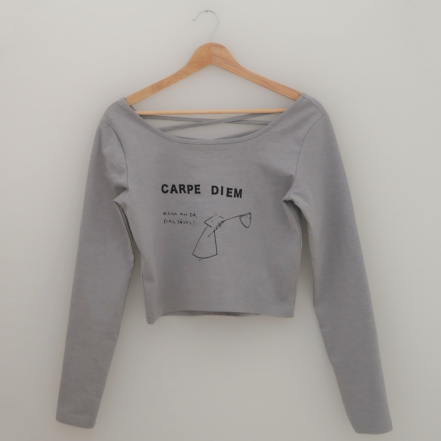 Grå magröja, Carpe Diem, M